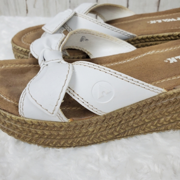 Airwalk Bow Wedge Sandals White Size 10 - Picture 5 of 11